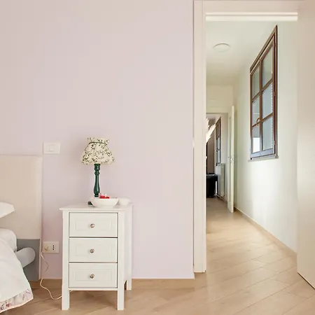 Apartamento La Toscanella - Terricciola Garden And Terrace House